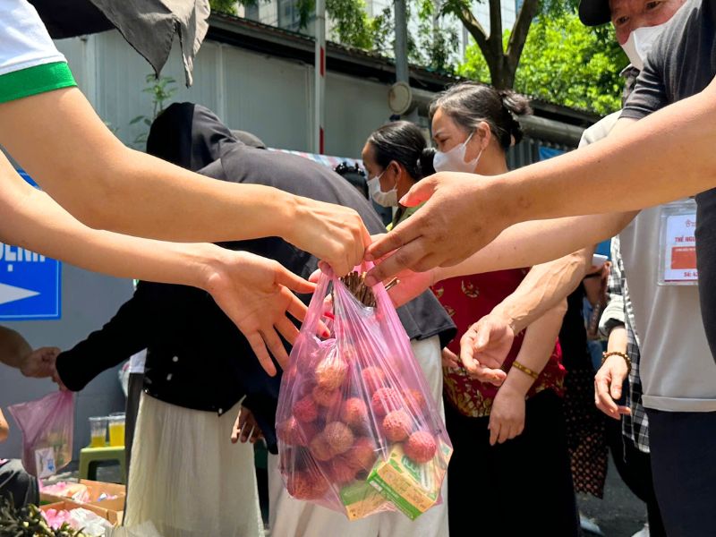 Horizon Vietnam auprès des patients de l’Hôpital d’hématologie