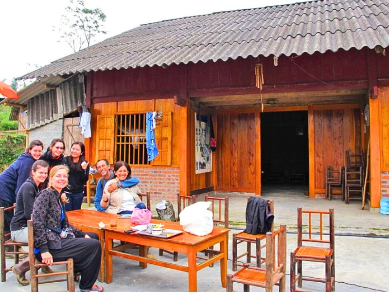 Chez l'habitant dans le village de La Pan Tân