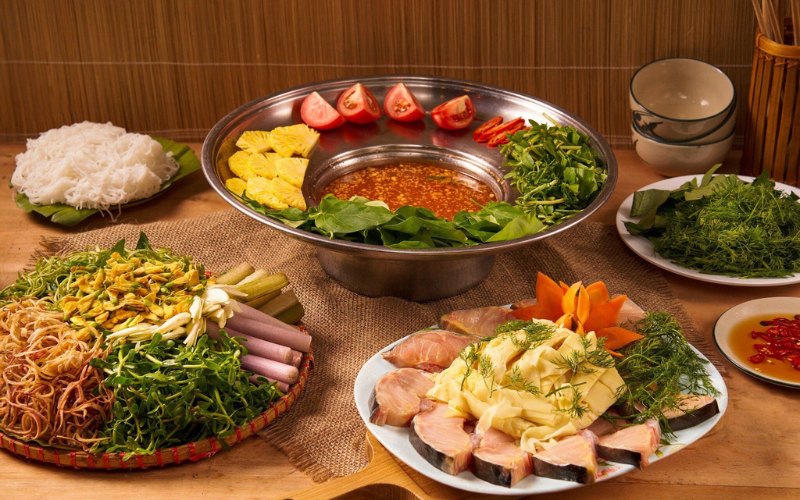 Fondue d’esturgeon (Lau ca tam)