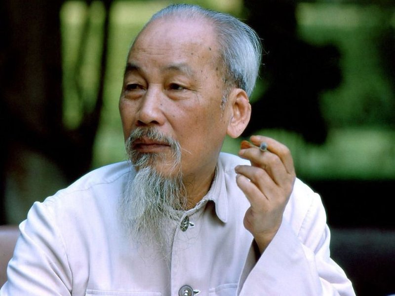 Le grand Président Hồ Chí Minh de notre peuple