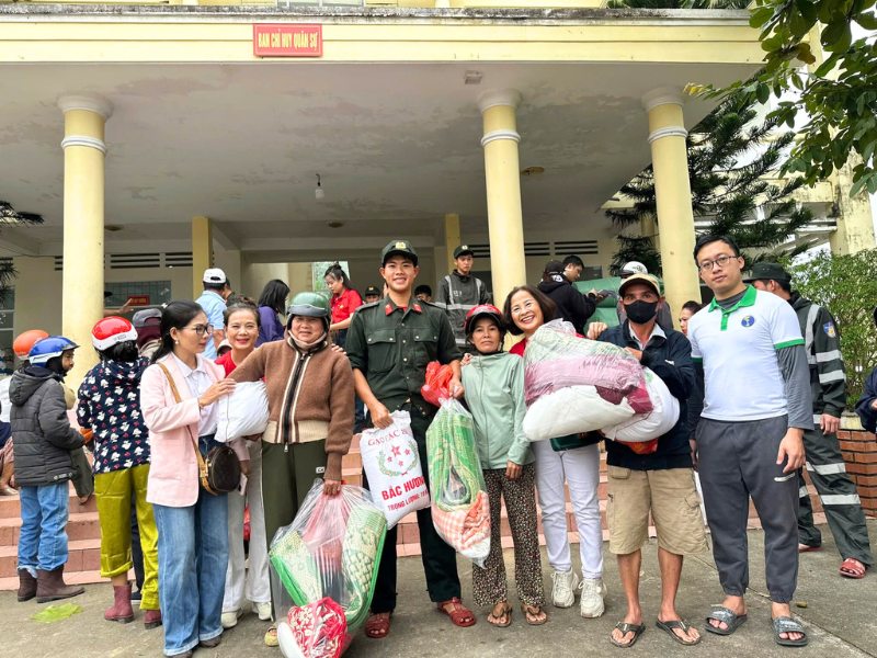 Voyage humanitaire de Horizon Vietnam